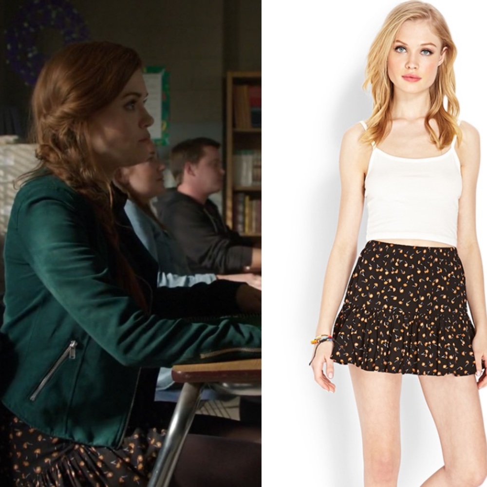 Floral Ditsy Skirt ASO Lydia Martin